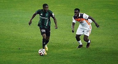 Kocaelispor, Show ile 3 yıllık sözleşme imzaladı