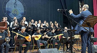 Konservatuvar öğrencilerinden türkü dolu gece