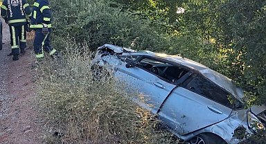 Kontrolden çıkarak şarampole devrilen otomobilin sürücü hayatını kaybetti