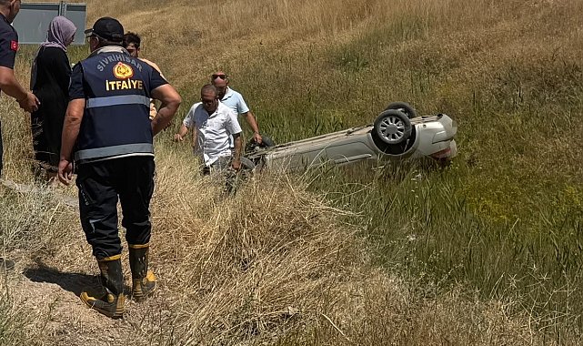 Konya-Eskişehir yolunda otomobil şarampole devrildi: 2 yaralı