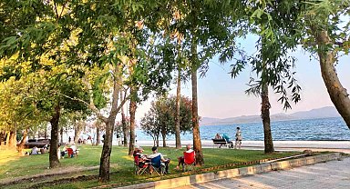 Köyceğiz'de sıcak hava etkili oluyor