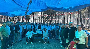 Köylüler geleneksel kır pikniğinde buluştu