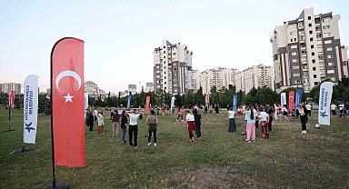 Küçükçekmecelilere antrenör eşliğinde ücretsiz spor yapma imkanı