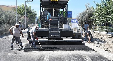 Kuşadası'nda sıcak asfalt çalışmasında sona gelindi