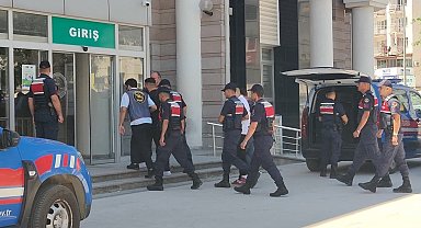 Kuşadası'nda suç makineleri yakalandı