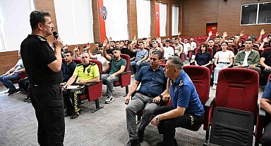 Kütahya'da göreve başlayan polis memurlarına oryantasyon eğitimi