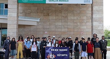 Kütahyalı gençler "Biz Bir Takımız" projesi kapsamında Kırklareli'ne uğurlandı