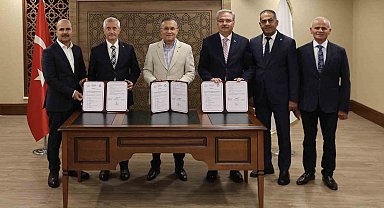LGS'de başarı gösteren öğrencilere Şahinbey'den eğitim desteği