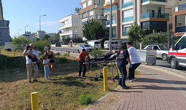 Manavgat'ta ticari taksi ile otomobil çarpıştı: 4 yaralı
