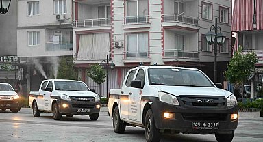 Manisa Büyükşehir'den Sarıgöl genelinde ilaçlama çalışması