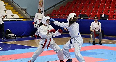 Manisa'da düzenlenen ANALİG Karate Müsabakaları tamamlandı