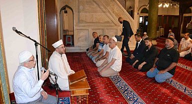 Manisa'da Srebrenitsa şehitleri dualarla anıldı