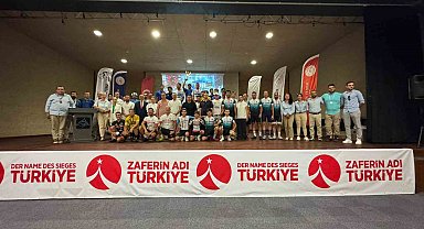 Marmaris'te 15 Temmuz Şehitleri Anma Programı bisiklet yarışı kazananları ödüllerini aldı