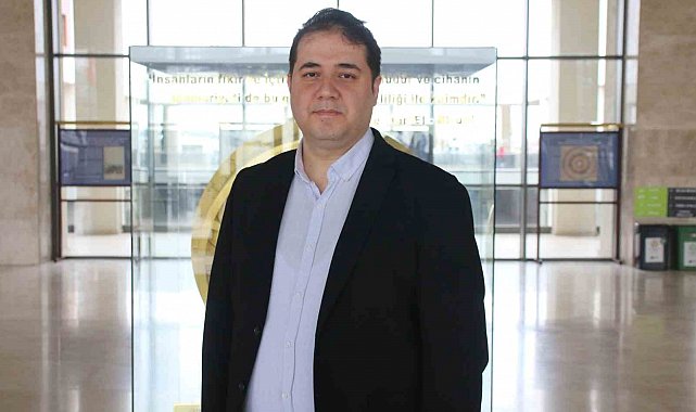 Masa başında uzun saatler geçirenler için "mikro hareket" önerisi