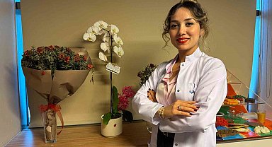 Mavi tabakla yemek yemek kalorileri yüzde 30'a kadar azaltıyor