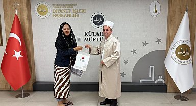 Meksikalı Rubi Müslüman olup, Ayşe ismini aldı