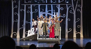 Mersin Şehir Tiyatrosu'na 'Ensemble Ödülü'