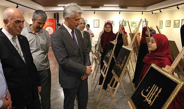 Mersin'de Hz. Peygamber'in 1500. doğum yılına özel 'Mucize' sergisi açıldı