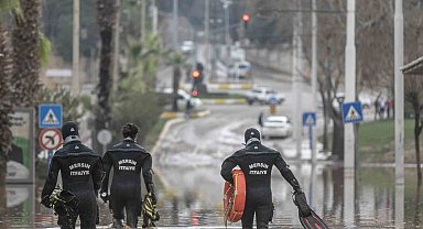 Mersin'de itfaiye yılın ilk yarısında 8 bin 37 vakaya koştu