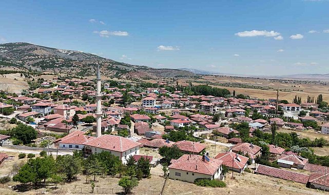 Meyvecilik projesi köyün refah seviyesini değiştirdi: Göç durdu, işsizlik bitti
