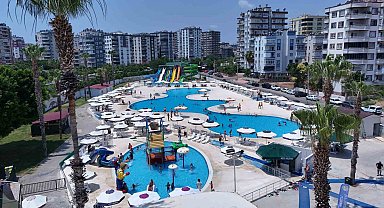 Mezitli Belediyesi Su Parkı yaz sezonuna kapılarını açtı