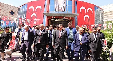 MHP Kayapınar Kongresinde Baver Bulut yeniden başkan seçildi