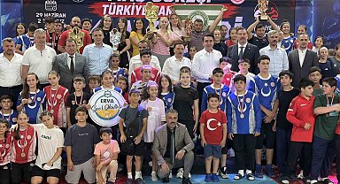 Minikler ve Yıldızlar Mas Güreşi Türkiye Şampiyonası Kayseri'de başladı