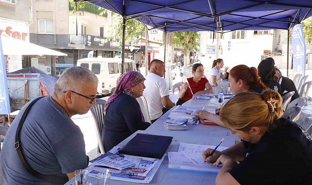 Mobil diş klinikleri Germencik ve Koçarlı'da vatandaşlarla buluştu