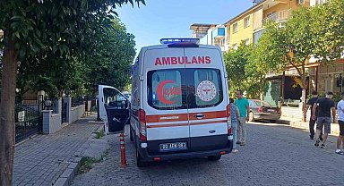 Motosiklet ile otomobil çarpıştı: 1 yaralı