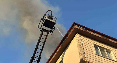 Muratlı'da çatı yangını