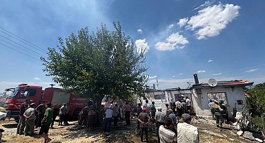 Müstakil evde yangın: Ev kullanılamaz hale geldi