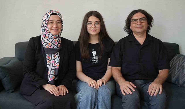 Niğde'de aynı aileden ikinci kez LGS Türkiye birincisi