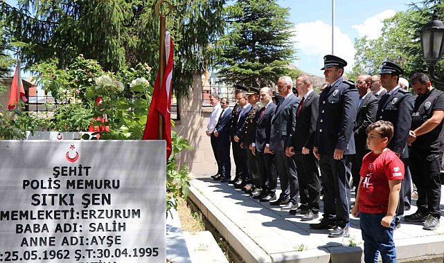 Oltu'da 15 Temmuz Şehitleri dualarla anıldı
