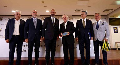 Önder Fırat: "Fenerbahçe Kadın Futbol Şubesi'ni 5 kişilik komite yönetecek"