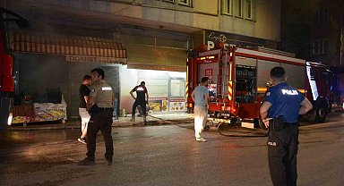 Ordu'da yanan fındık kabuğu çuvalı iş yerini dumana boğdu