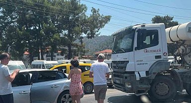 Ortaca'da zincirleme trafik kazası