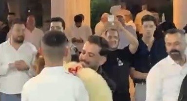 Osmaniye'de takı törenine kuzuyla geldi, damada hediye etti