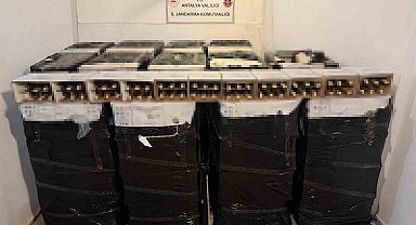 Otele ait depoda 13 bin litre kaçak ve sahte şampanya ele geçirildi