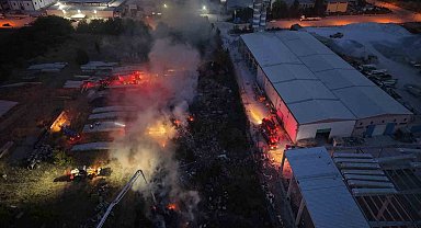 Otluk yangını fabrika bahçesine sıçradı, itfaiye alarma geçti