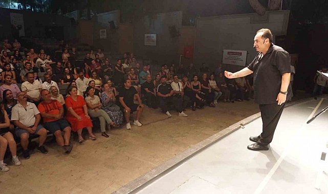 Oyuncu Faruk Sofuoğlu'ndan '80'ler 90'lar gülümseten hatıralar