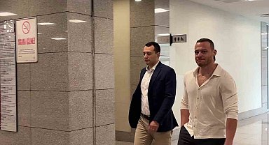 Oyuncu Kerem Bursin: "AHBAP Derneğine 200 bin TL bağışta bulundum"