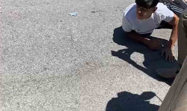 Patnos'ta otomobilin çarptığı 3 bisikletli çocuk yaralandı