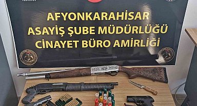 Polis telefon dolandırıcılarının 3 milyonluk oyununu bozdu