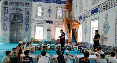 Polislerden çocuklara hayat kurtaran bilgiler
