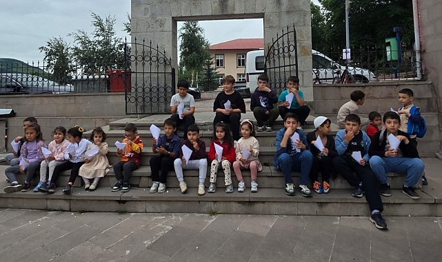 Posof'ta yaz Kur'an Kursu öğrencilerine serinleten ikram