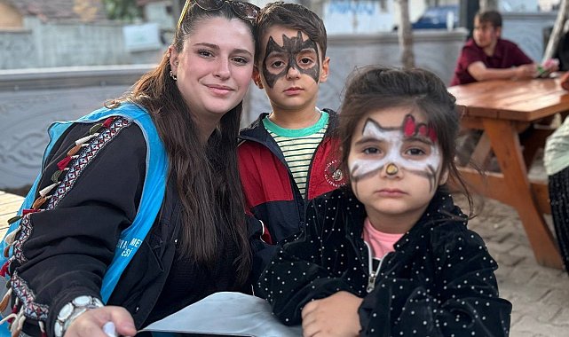 "Mahallemde Neşe Var" etkinlikleri 3 ilçede çocuklarla buluştu