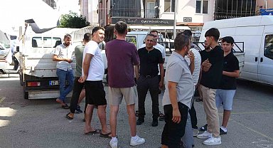 "Yerimiz daraldı" diyen pazarcı esnafı yeni pazar alanında tezgah açmadı