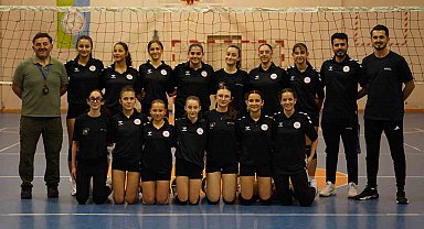 Rize'nin genç voleybolcuları, gözünü Anadolu Yıldızlar Ligi kupasına dikti
