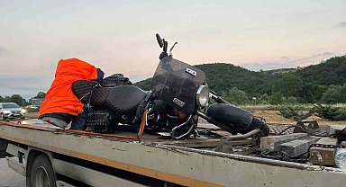 Samsun'da köpeğe çarpan motosikletteki sürücü ve yolcu yaralandı