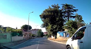 Sarıyer'de yol ortasında gerginlik: "Neden hızlı gittin?" tartışması kamerada